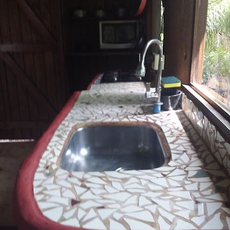 プライア・ド・ローザ Casa Ombakヴィラ エクステリア 写真